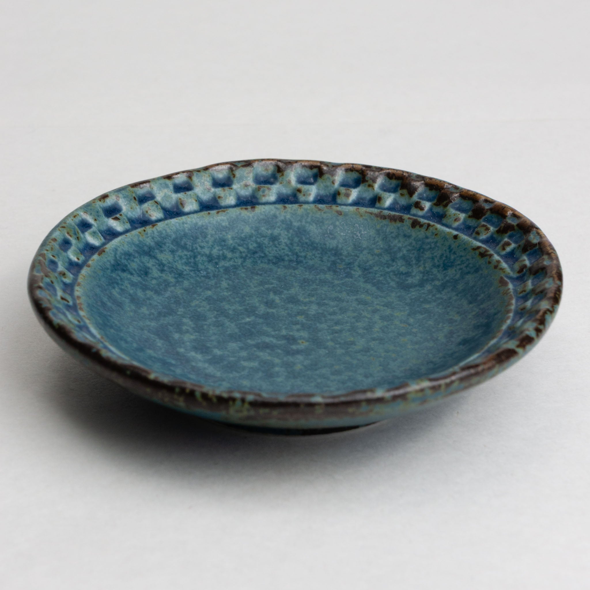 421-0297 Rustic blue sauce dish