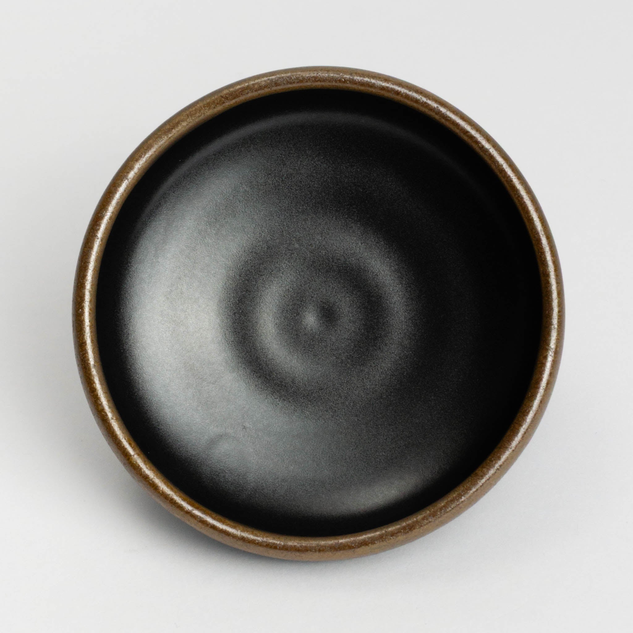 421-1789 Black sauce dish