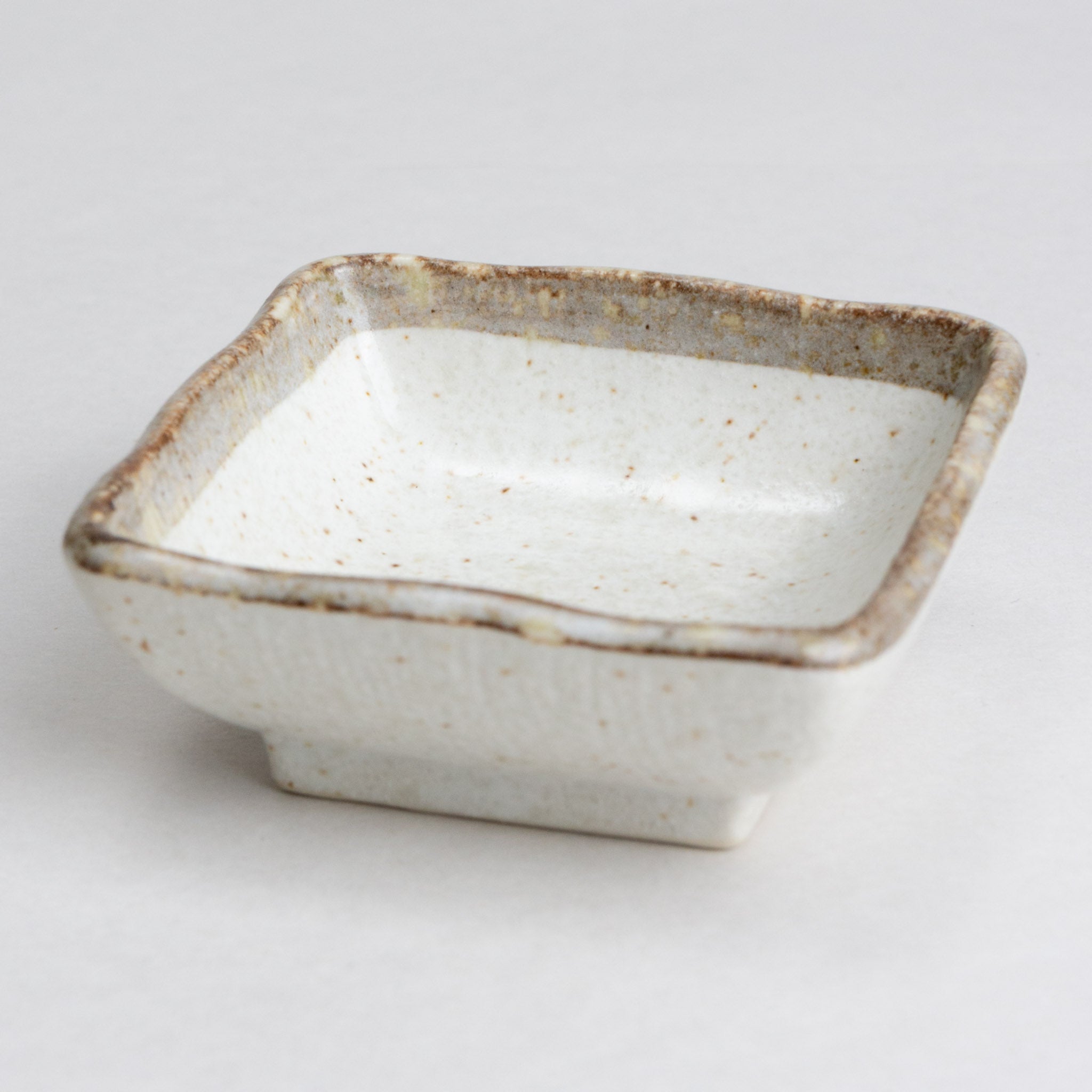 428-4388 Karatsu square sauce dish