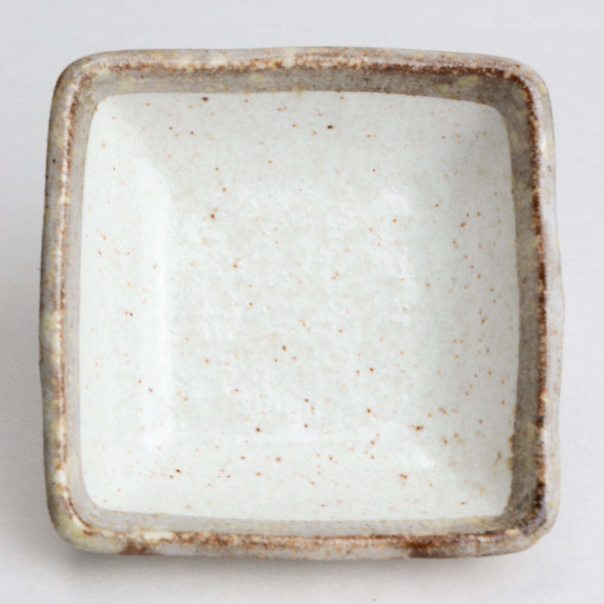 428-4388 Karatsu square sauce dish