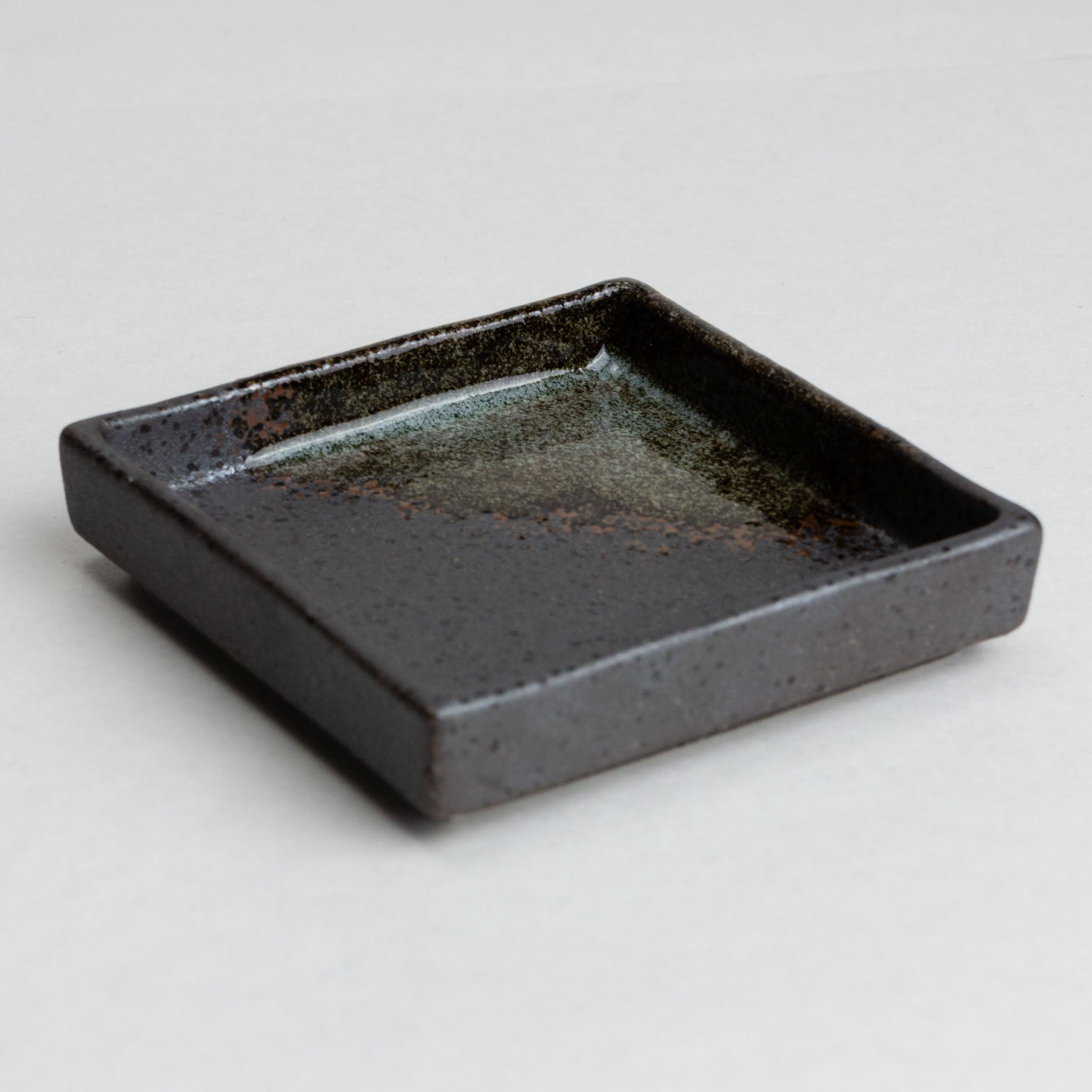 428-5706 Black square sauce dish