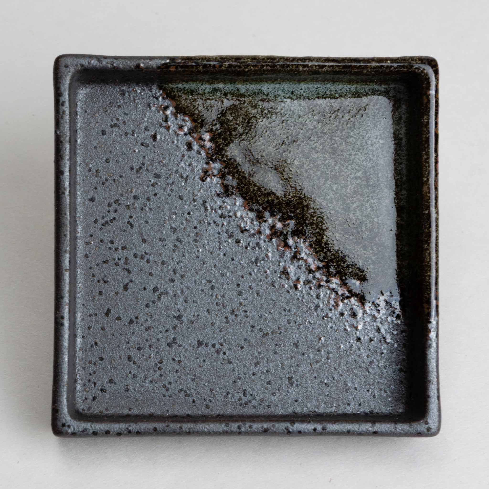 428-5706 Black square sauce dish