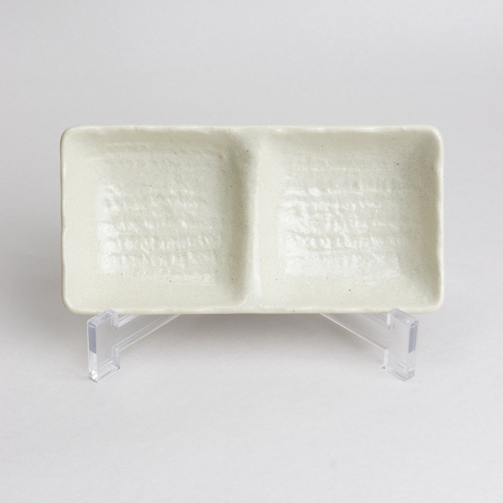 438-4560 Two sectioned white sauce dish