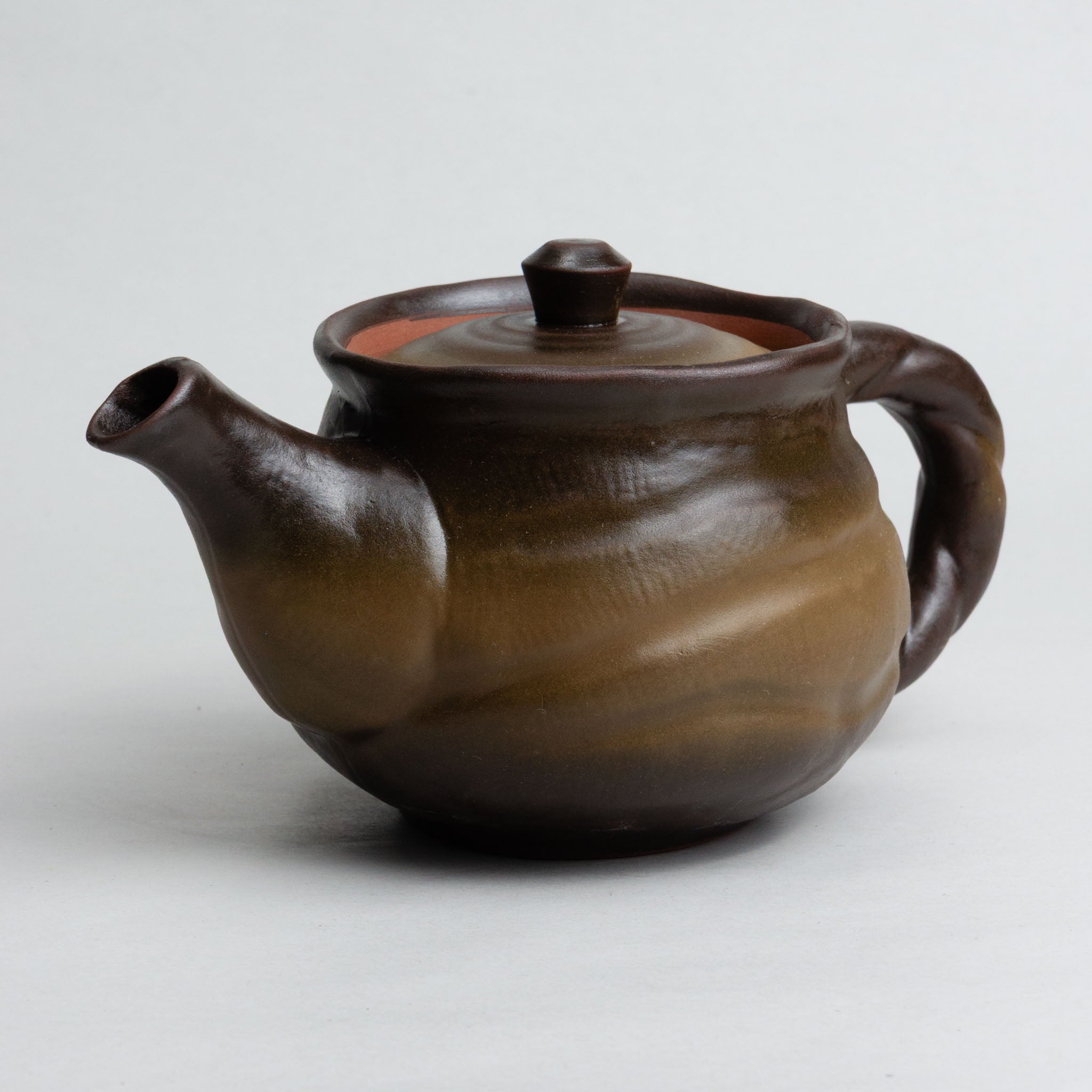 511-1333 Brown tea pot