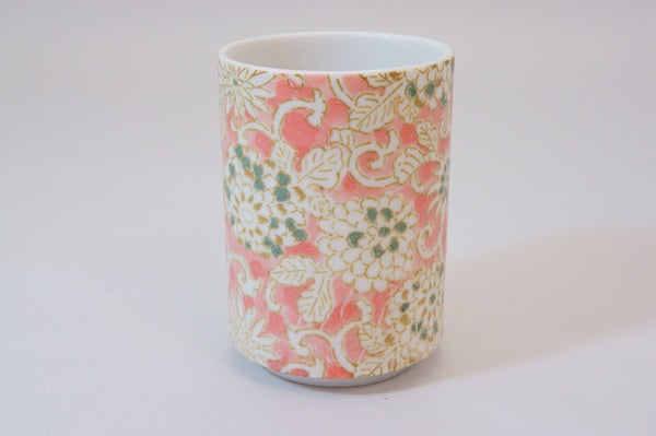 521-1175 Red chrysanthemum teacup