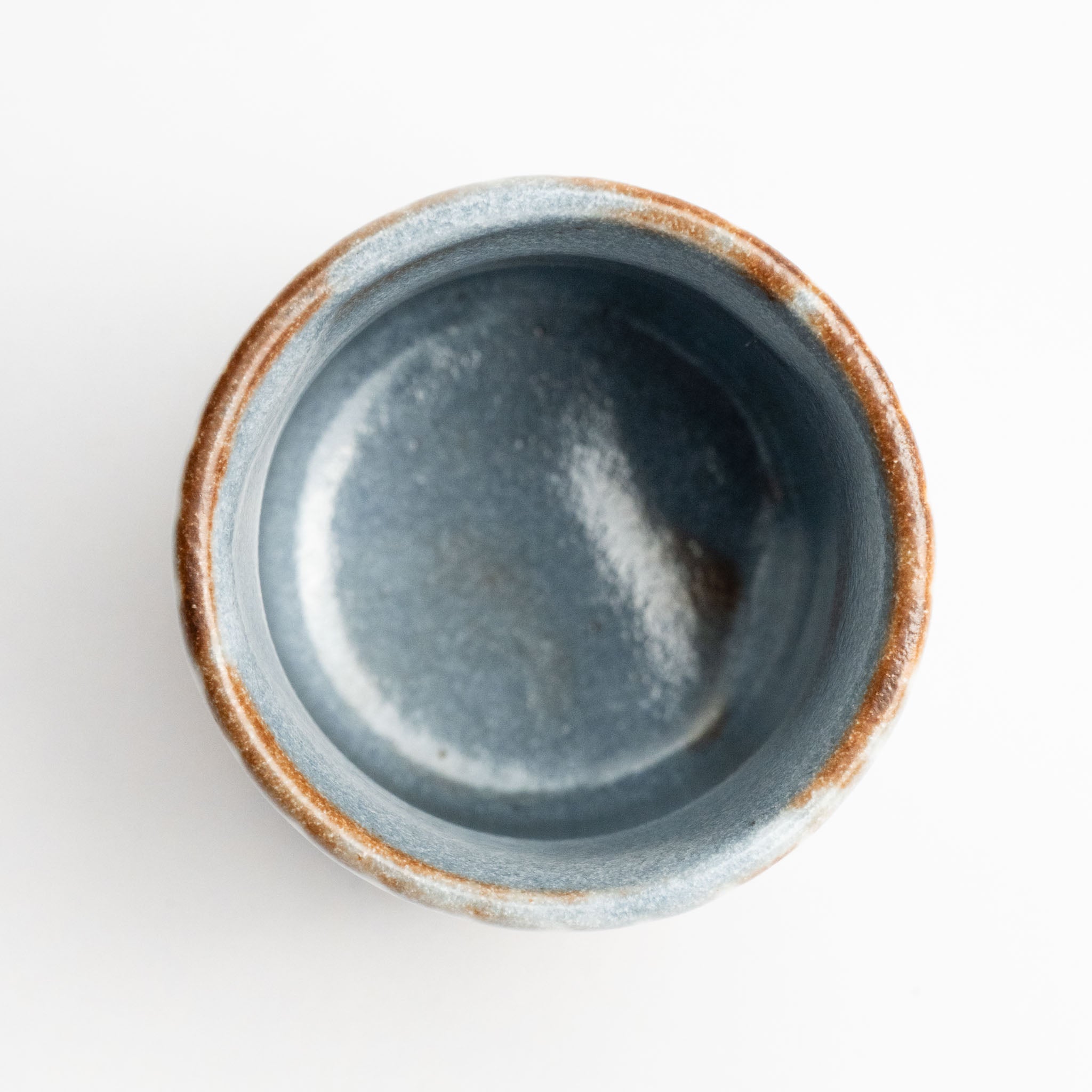 521-1668 Grey stripes teacup
