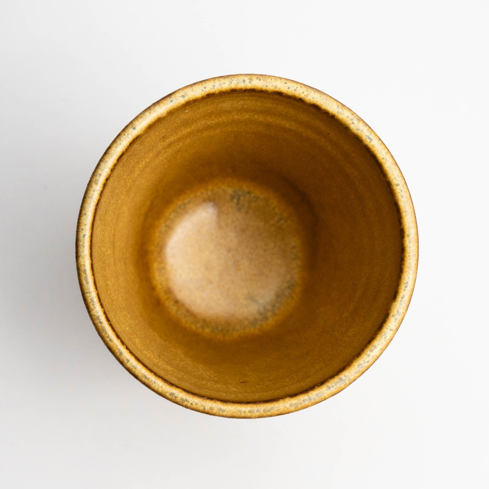 521-1680 Curved yellow cup