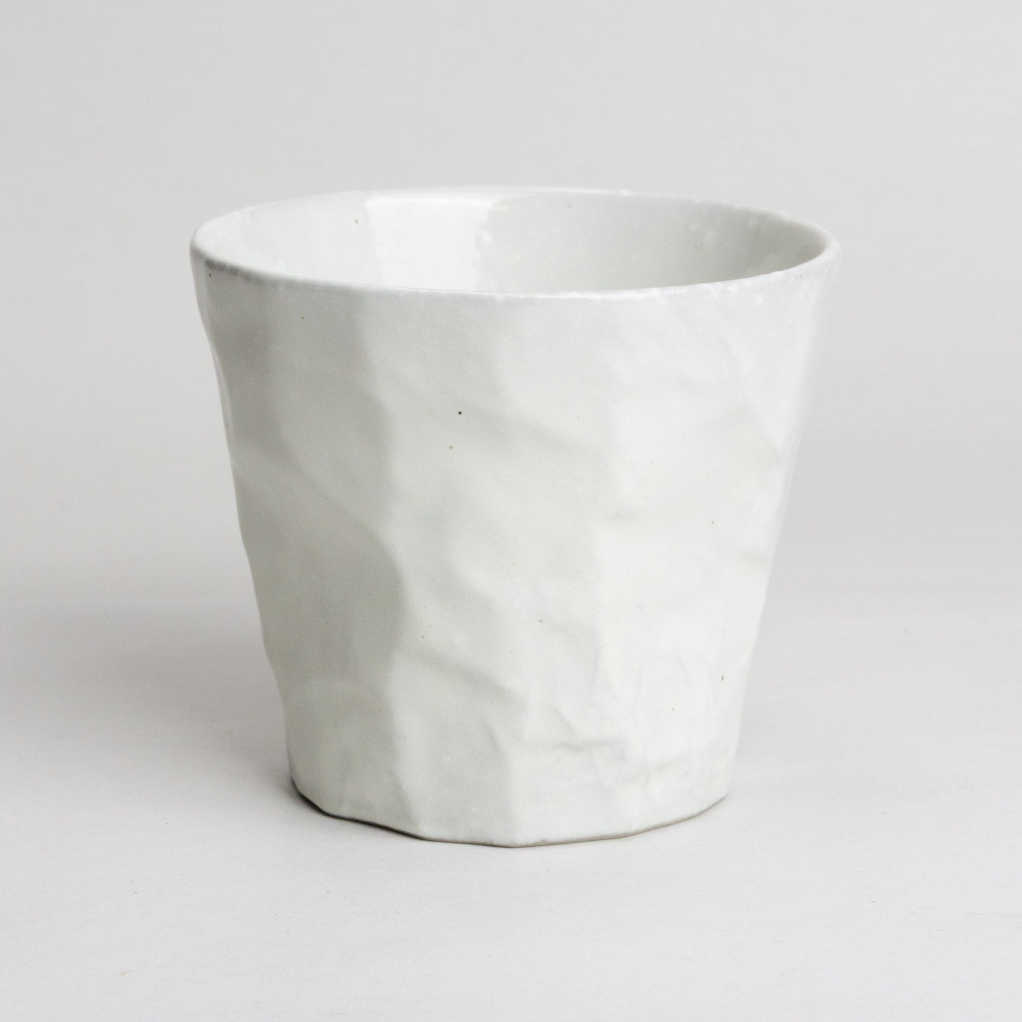 528-6104 White cup