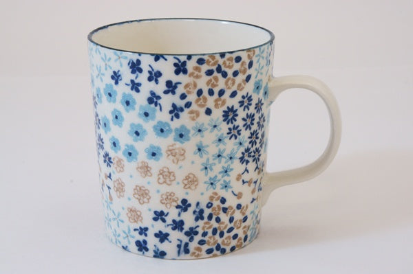 531-1058 Flowers blue mug
