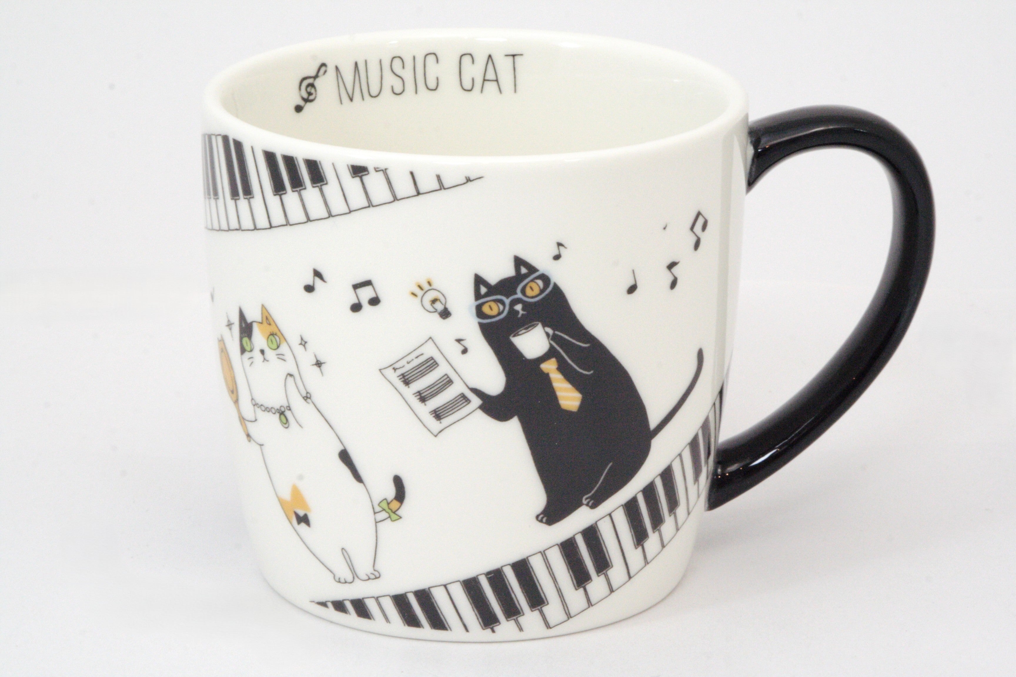 538-5178 Music cat piano mug