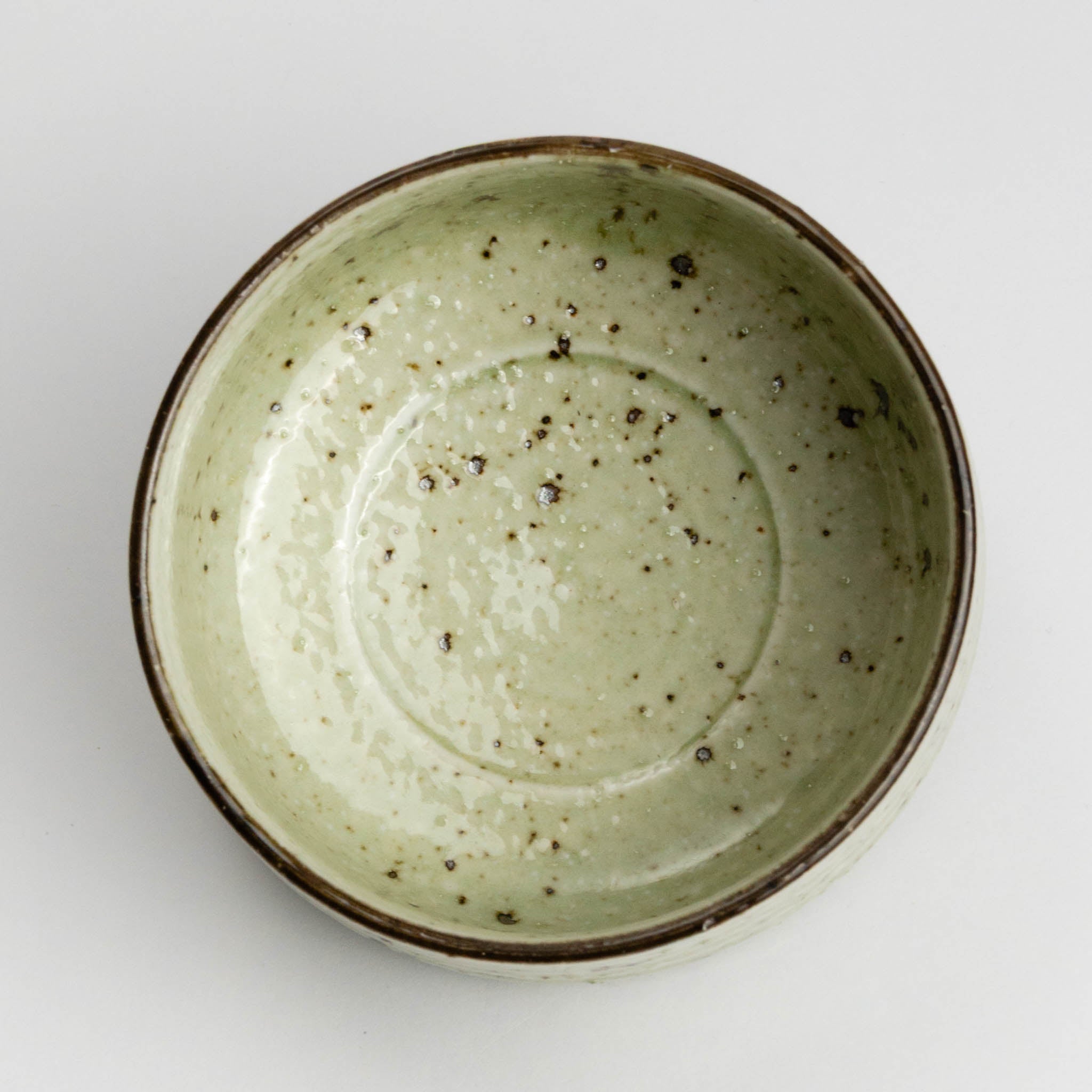 541-1968 Green matcha bowl