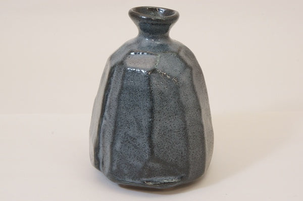 611-0684 Kokuraku sake bottle