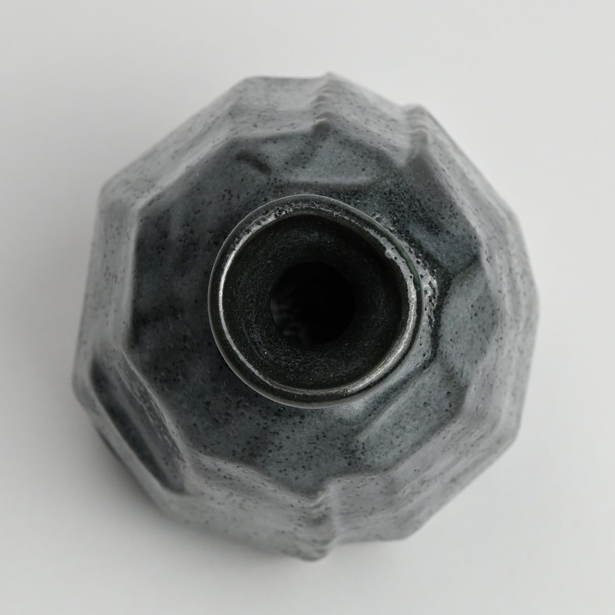 611-0684 Kokuraku sake bottle