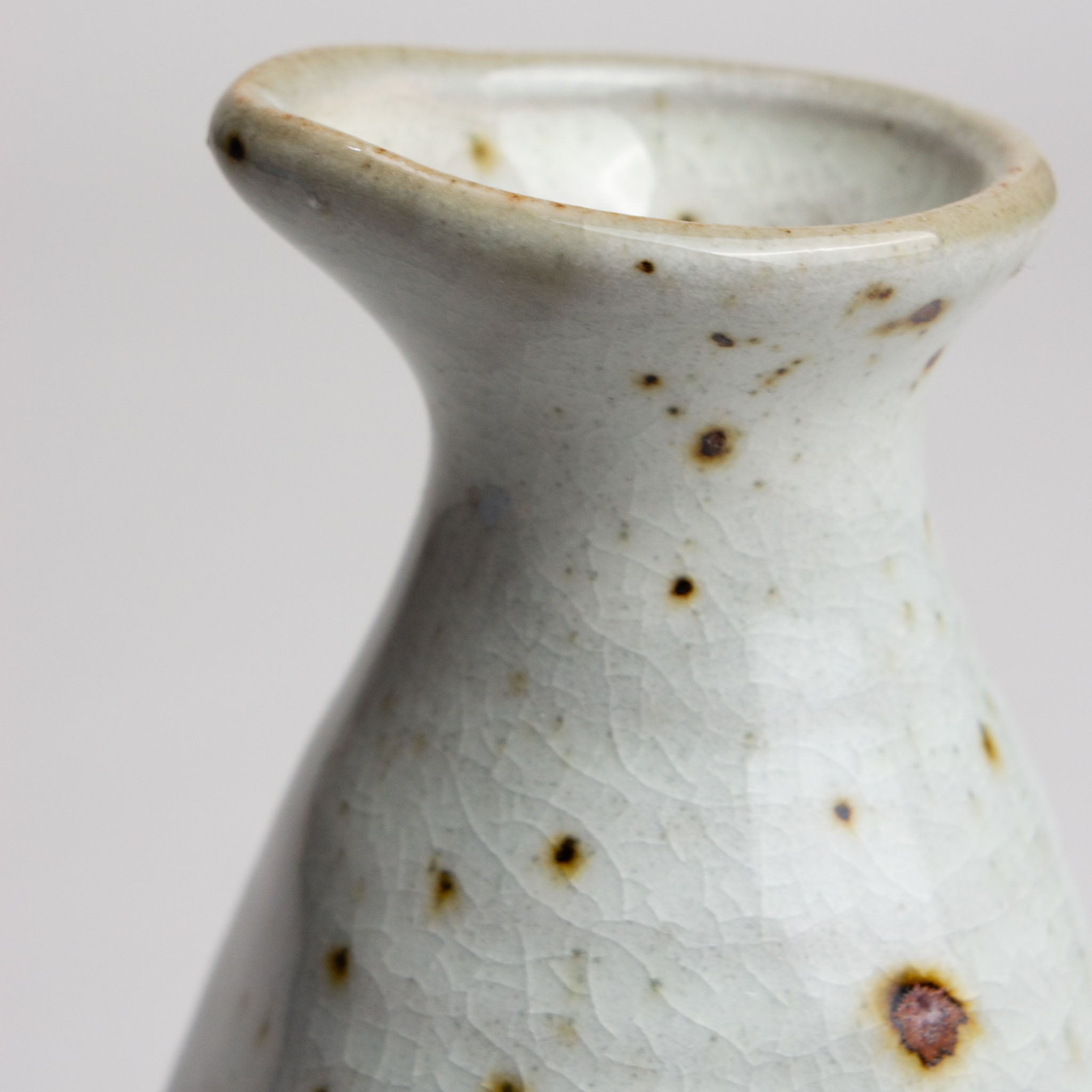 618-5254 White on grey clay sake carafe small
