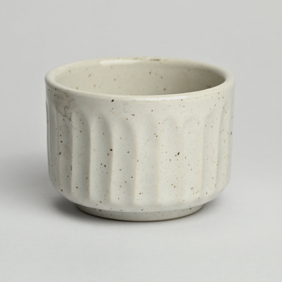 621-0104 White Sogi sake cup