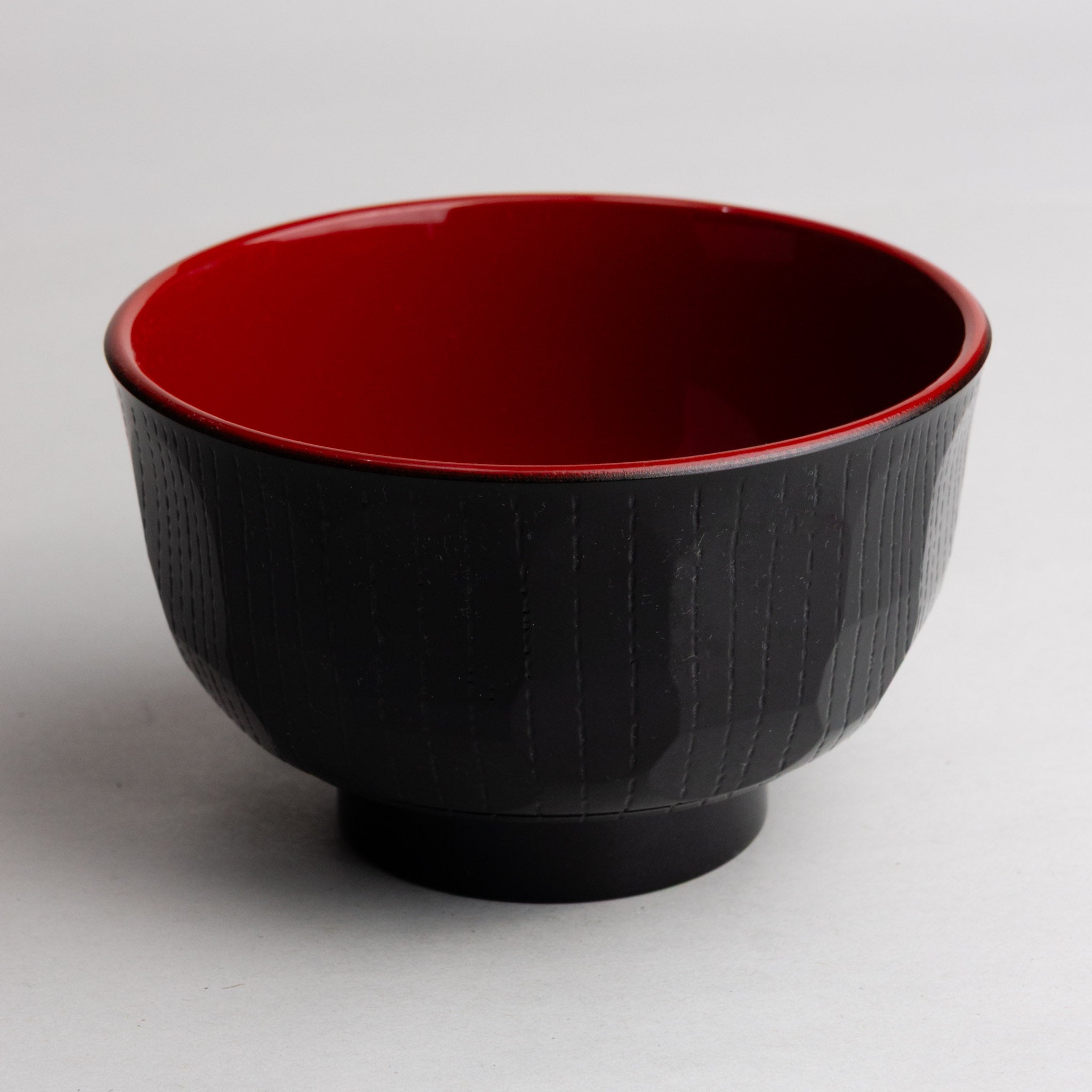 731-1537 Black and red miso soup bowl