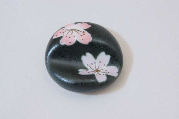 761-1031 Black sakura chopsticks rest