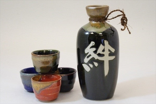 868-3402 Sake set 1:4, Kizuna