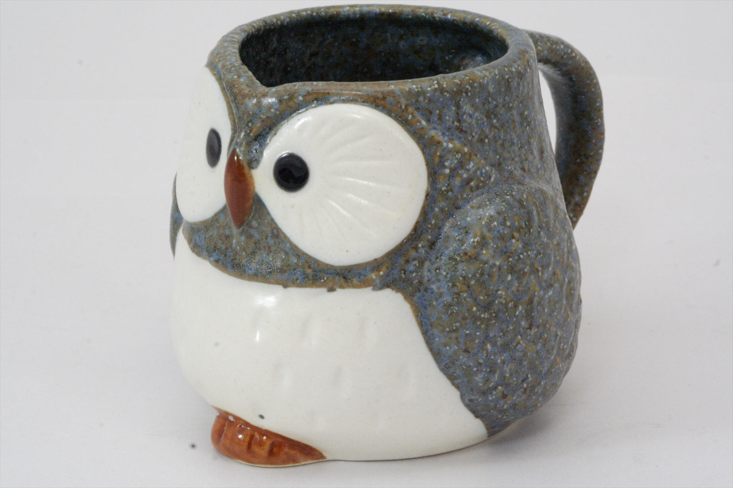 538-4935 Grey owl mug